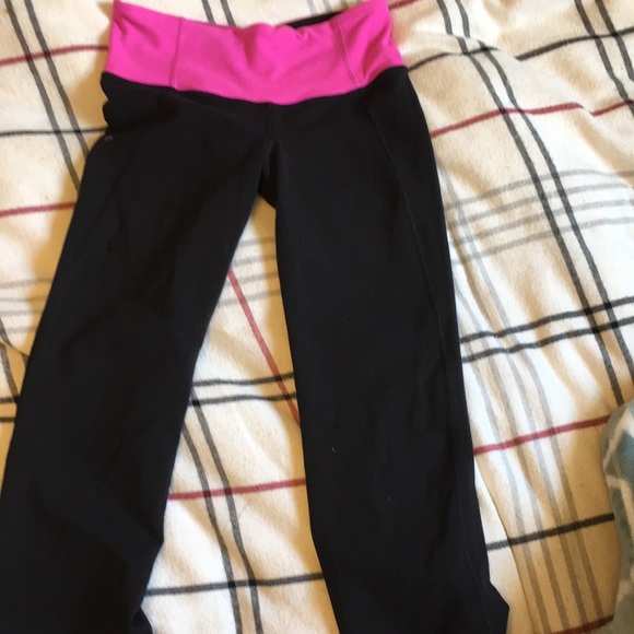 lululemon athletica Pants - Lululemon Capri lululemon athletica Pants - Lululemon Capri